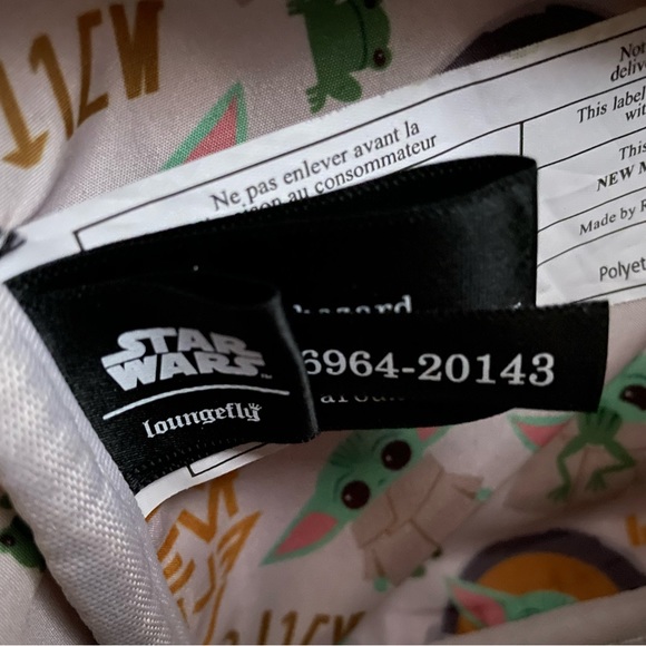 New Disney Loungefly Baby Yoda Mandalorian Mini Backpack - Picture 4 of 6